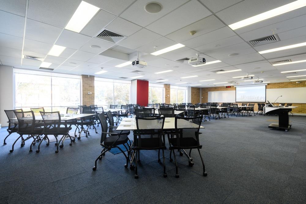 Lakeside Hotel And Conference Centre Sydney Bagian luar foto
