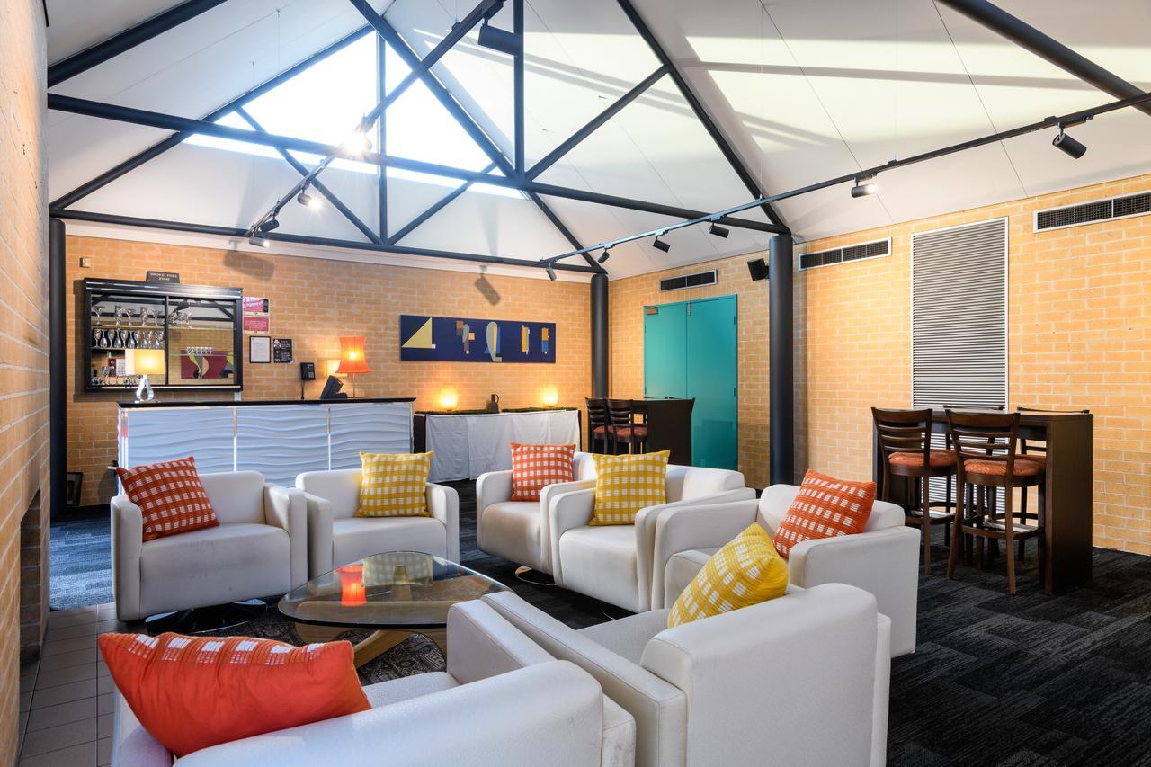 Lakeside Hotel And Conference Centre Sydney Bagian luar foto