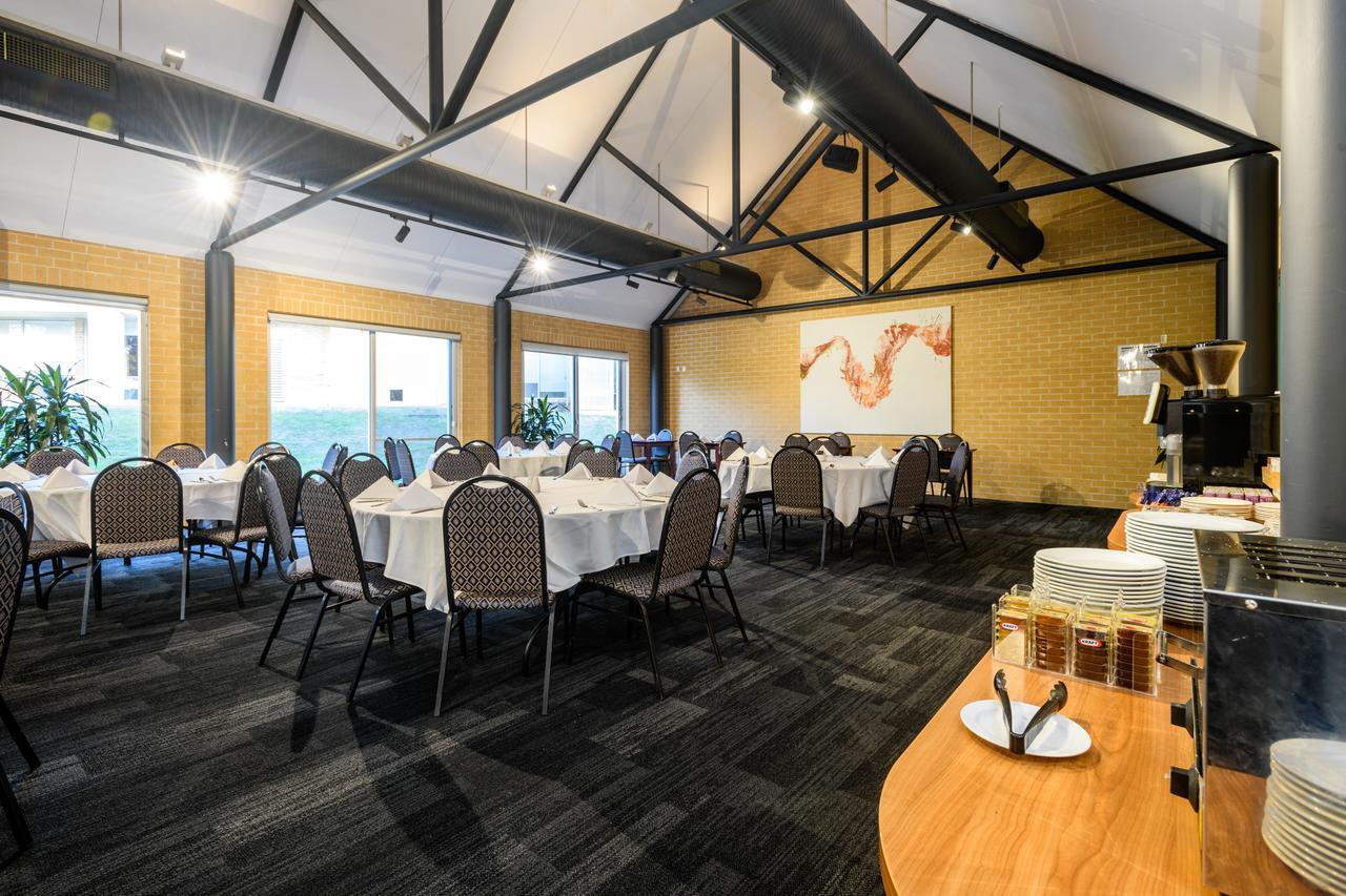 Lakeside Hotel And Conference Centre Sydney Bagian luar foto
