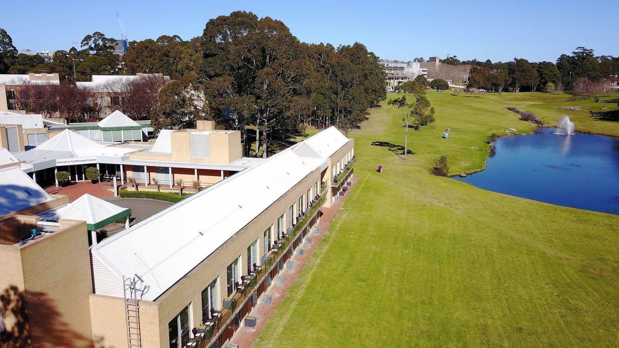 Lakeside Hotel And Conference Centre Sydney Bagian luar foto